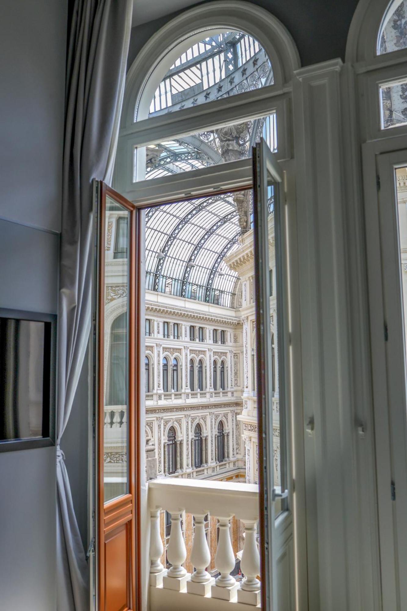 Maison San Carlo Luxury Suites Naples Extérieur photo