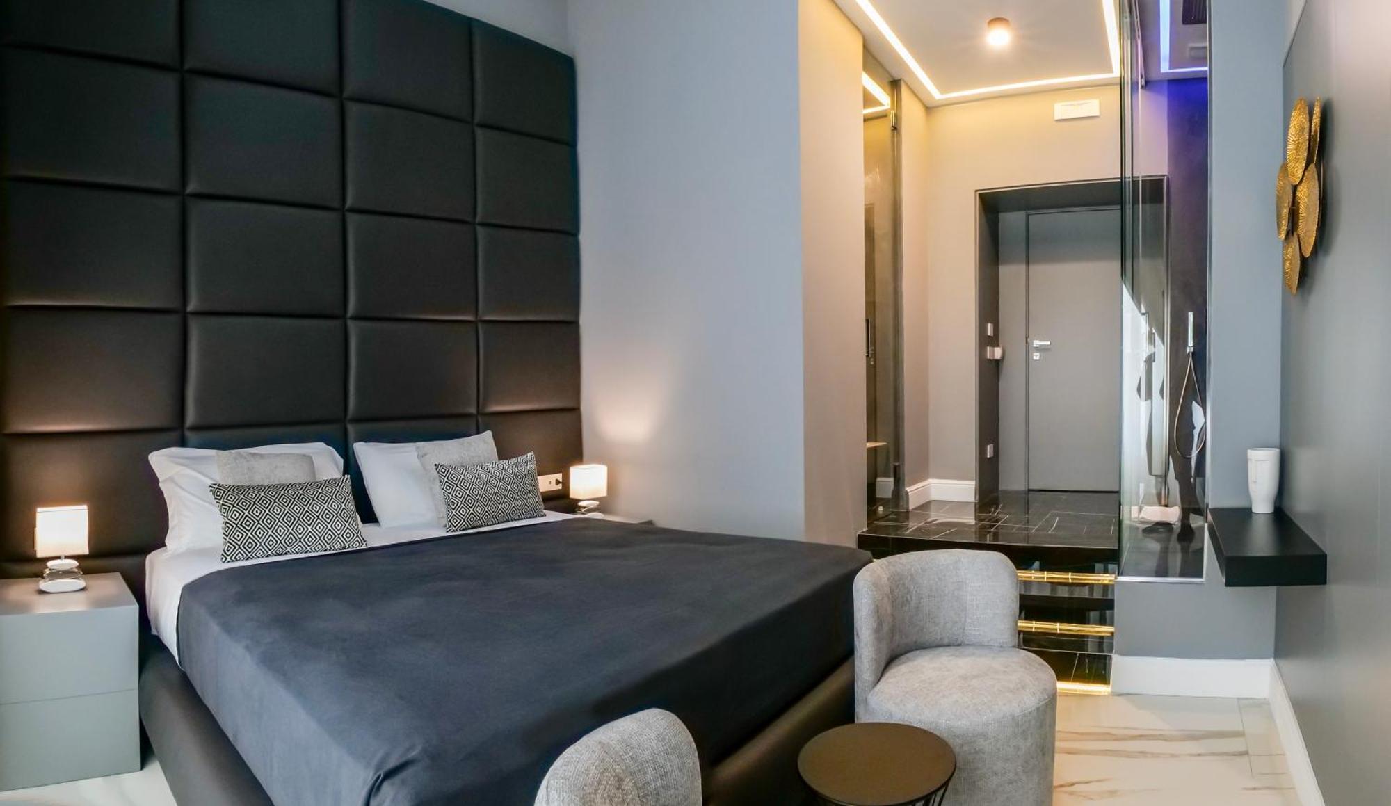 Maison San Carlo Luxury Suites Naples Extérieur photo